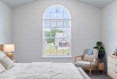 Valor-Circle-Jeweled-Bedroom 2